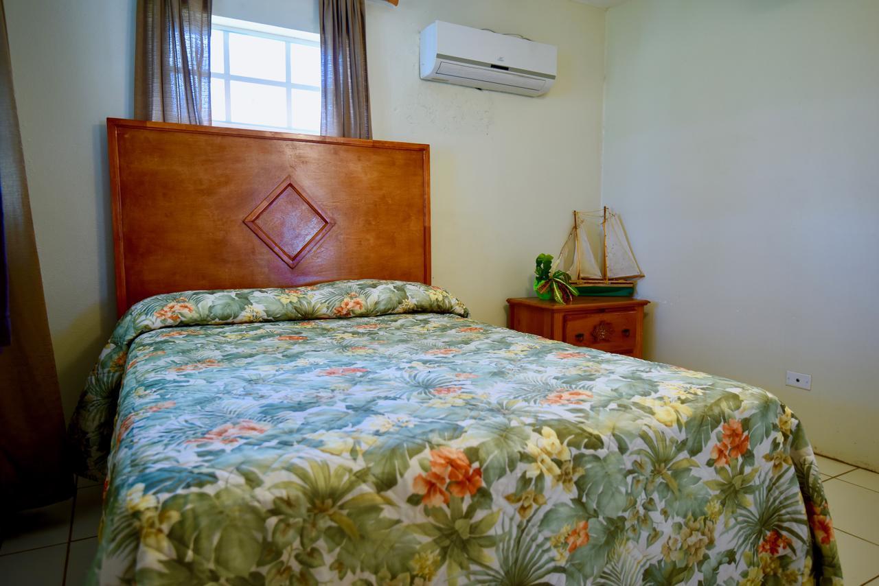 Nathan'S Lodge Kemps Bay エクステリア 写真