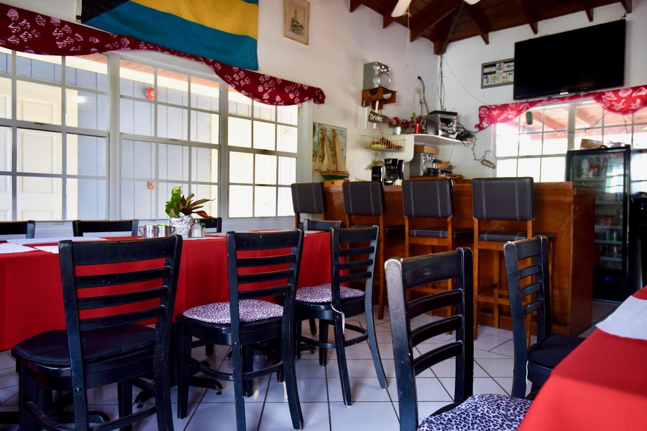 Nathan'S Lodge Kemps Bay エクステリア 写真